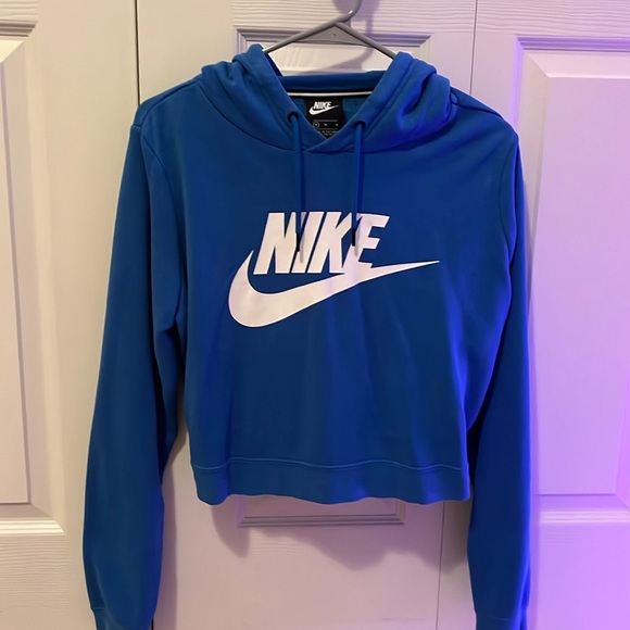 Nike Tops - Nike cropped Hoodie